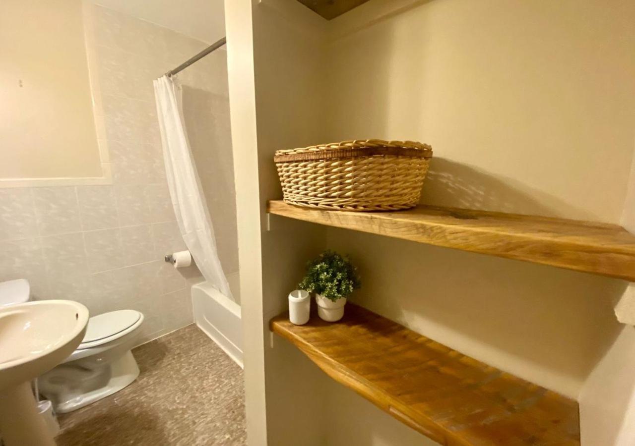Historic Townhouse Oasis With En-Suite Bathroom Filadelfia Habitación foto