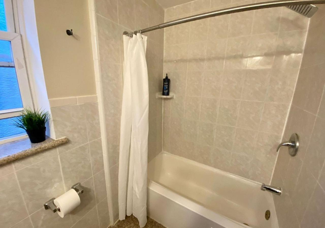 Historic Townhouse Oasis With En-Suite Bathroom Filadelfia Habitación foto