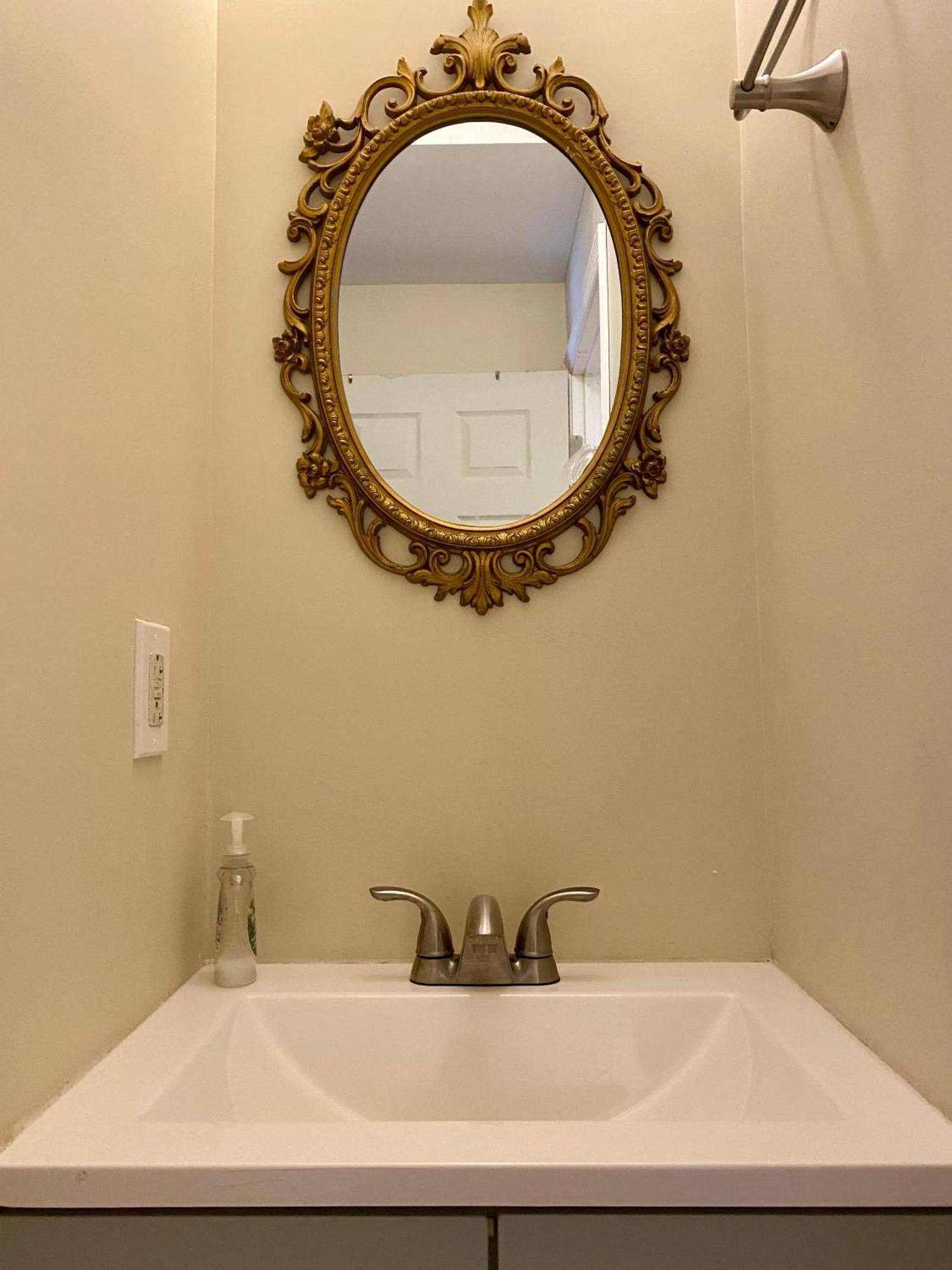 Historic Townhouse Oasis With En-Suite Bathroom Filadelfia Habitación foto
